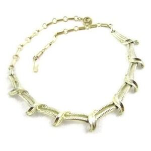 Vintage Classic Gold Plated Vintage‎ 1950s-60s Adjustable Choker Necklace